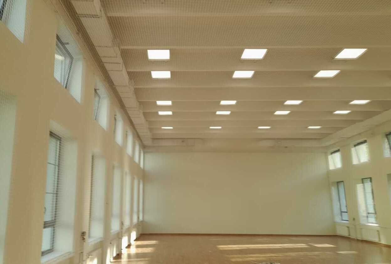 Монтаж заградительной спортивной сетки на объекте пр-т Новоясеневский, д. 24, корп. 3