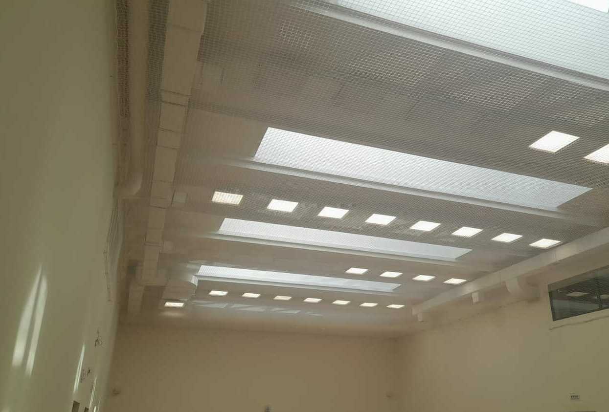 Монтаж заградительной спортивной сетки на объекте г. Москва, ул. Салтыковская, д. 13А