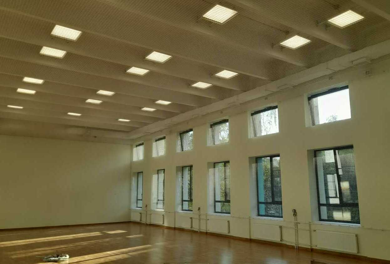 Монтаж заградительной спортивной сетки на объекте пр-т Новоясеневский, д. 24, корп. 3