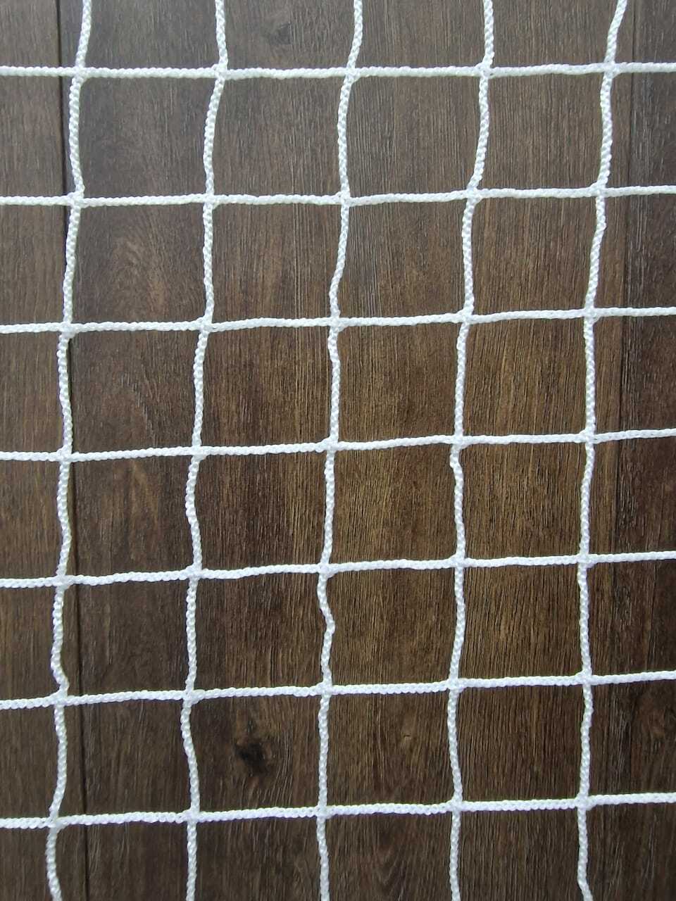 Заградительная спортивная сетка с ячейкой 40 мм белая